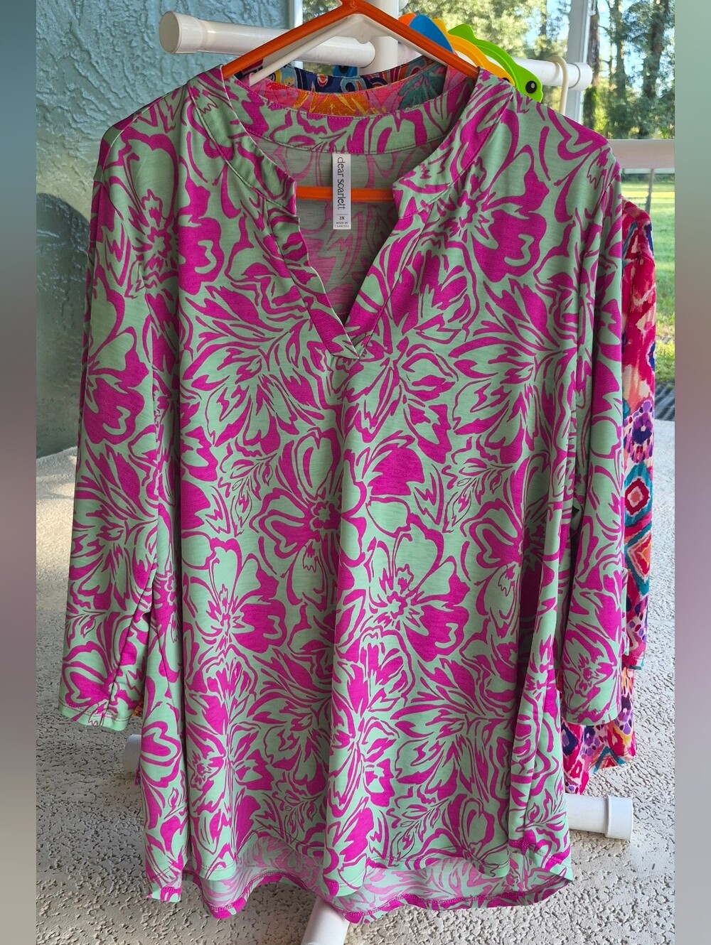 Dear Scarlett Teal And Bright Pink 3/4 Sleeve Women Tunic